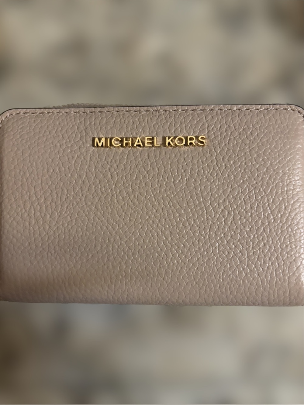 SOLD!!!! MICHAEL KORS JET SET SMALL ZIP AROUND CARD CASE - Picture 5 of 12